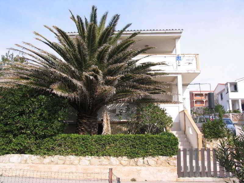 Ljuba Stara Novalja Exterior foto